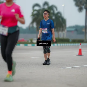 Runner Photo 7526394