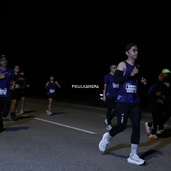 Runner Photo 7526397