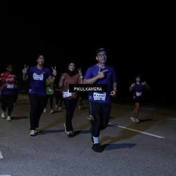 Runner Photo 7526398