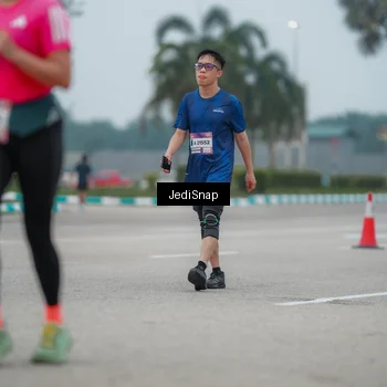 Runner Photo 7526401