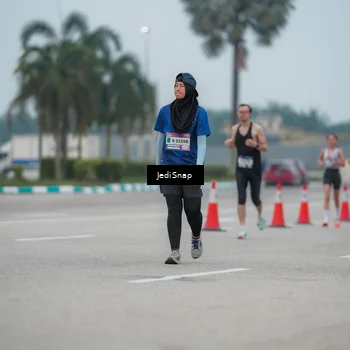 Runner Photo 7526415