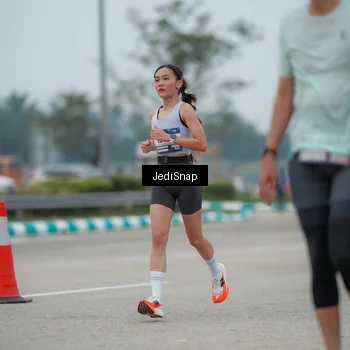 Runner Photo 7526429