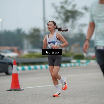 Runner Photo 7526433