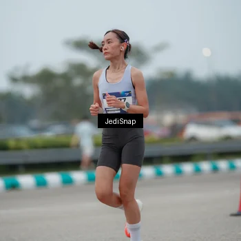 Runner Photo 7526435