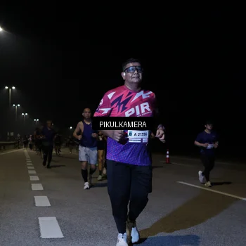 Runner Photo 7526442