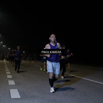 Runner Photo 7526447