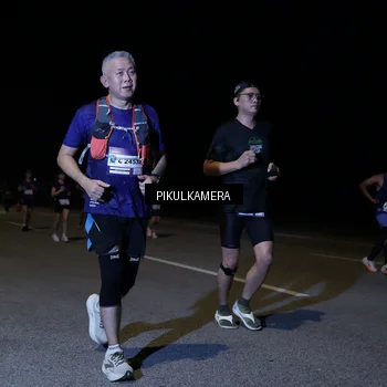 Runner Photo 7526470