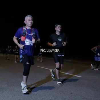 Runner Photo 7526474