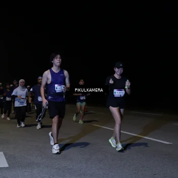 Runner Photo 7526501