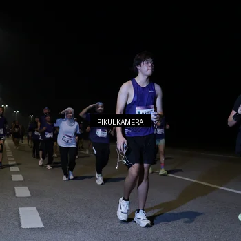 Runner Photo 7526504