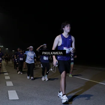 Runner Photo 7526513