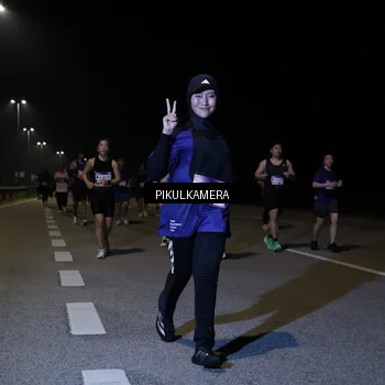 Runner Photo 7526530
