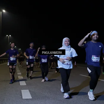 Runner Photo 7526535
