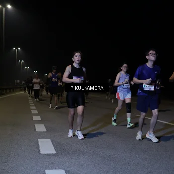 Runner Photo 7526538