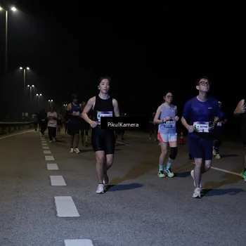 Runner Photo 7526544