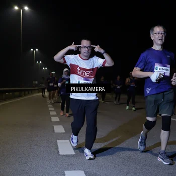 Runner Photo 7526559