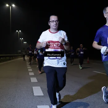 Runner Photo 7526562