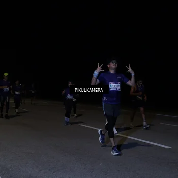 Runner Photo 7526576