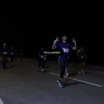 Runner Photo 7526577