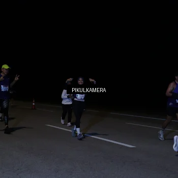 Runner Photo 7526586