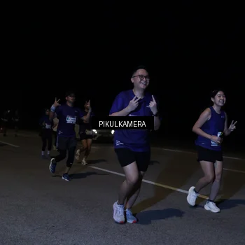 Runner Photo 7526590