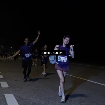 Runner Photo 7526615