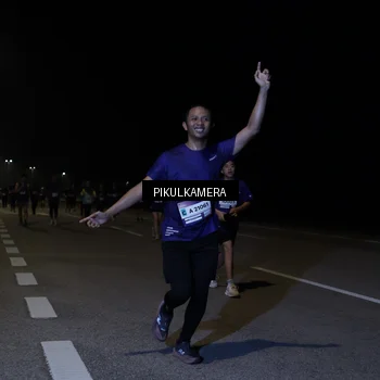 Runner Photo 7526621