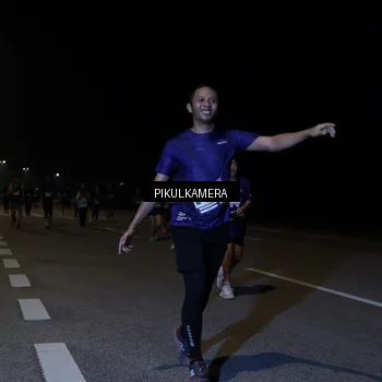 Runner Photo 7526624