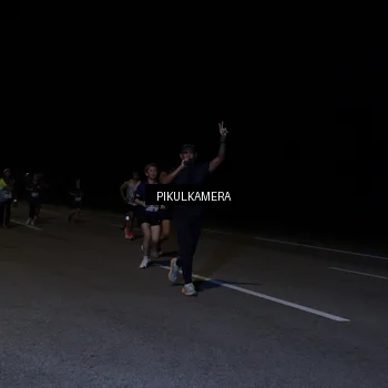 Runner Photo 7526633