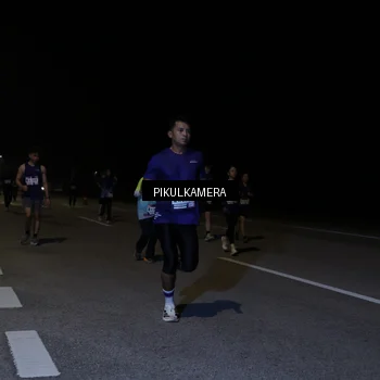 Runner Photo 7526641