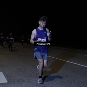 Runner Photo 7526655
