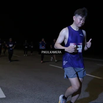Runner Photo 7526657