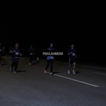 Runner Photo 7526664
