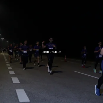 Runner Photo 7526672
