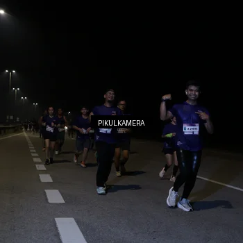 Runner Photo 7526675