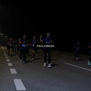 Runner Photo 7526677
