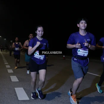Runner Photo 7526692