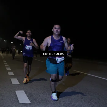 Runner Photo 7526699