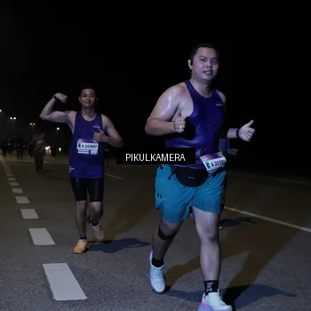 Runner Photo 7526700
