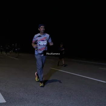 Runner Photo 7526705