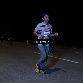 Runner Photo 7526713