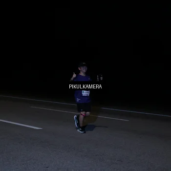Runner Photo 7526715