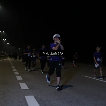 Runner Photo 7526729