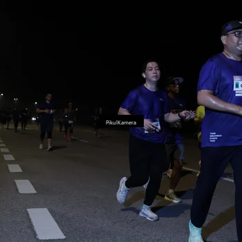 Runner Photo 7526744