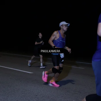 Runner Photo 7526756