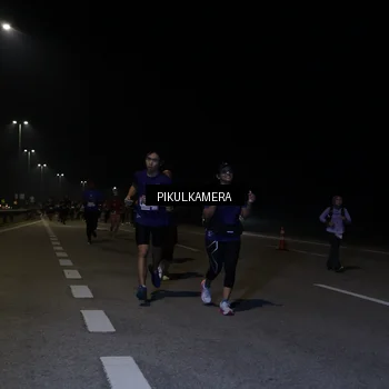 Runner Photo 7526769