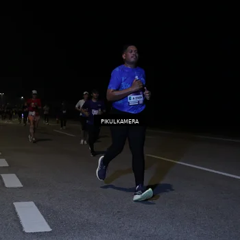 Runner Photo 7526785