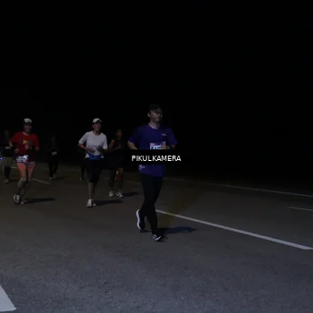 Runner Photo 7526789
