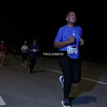 Runner Photo 7526792