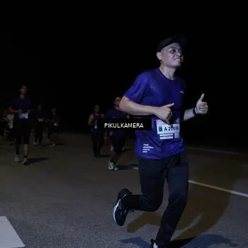Runner Photo 7526837